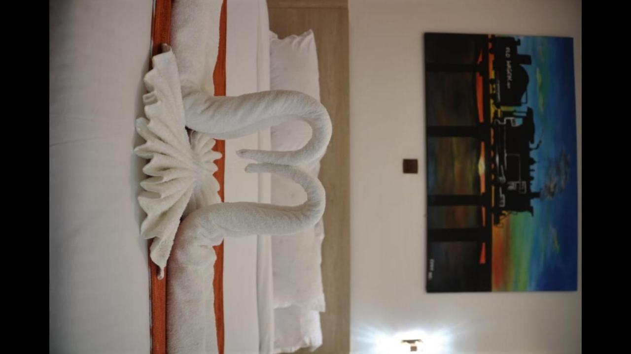 Parklands Villa Hotel Nairobi Bagian luar foto